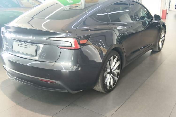 Used Tesla Model 3 2025 Rear-Wheel-Drive Version Rear Right 45 Deg