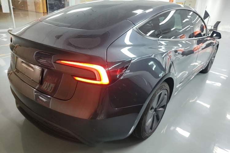 Used Tesla Model 3 2025 Rear-Wheel-Drive Version Rear Right 45 Deg