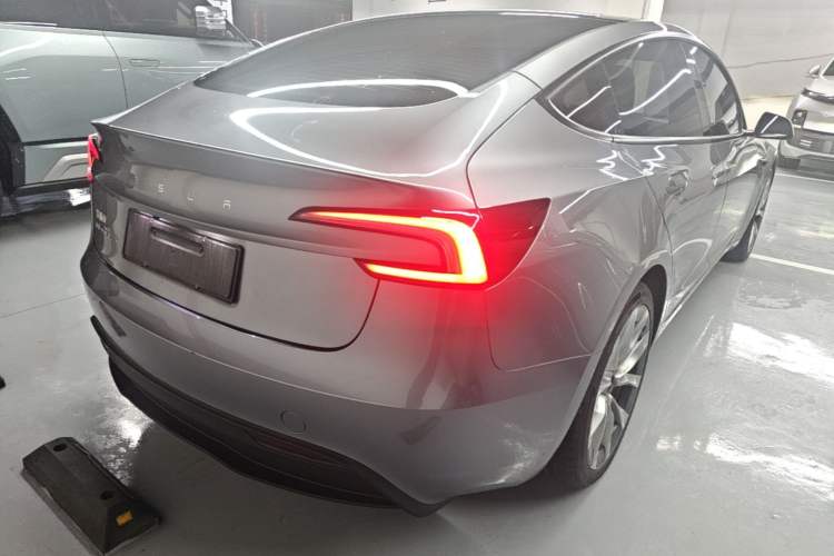 Used Tesla Model 3 2025 Rear-Wheel-Drive Version Rear Right 45 Deg