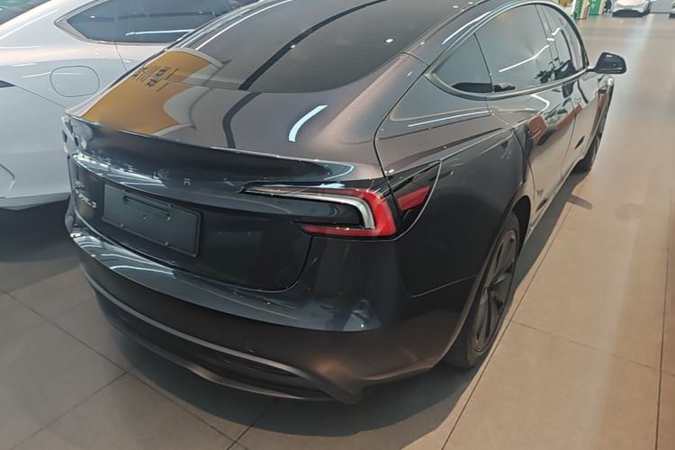 Used Tesla Model 3 2025 Rear-Wheel-Drive Version Rear Right 45 Deg