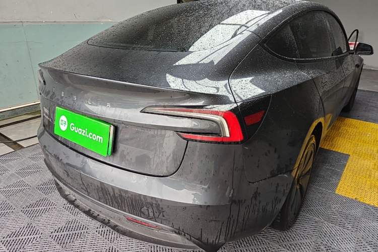 Used Tesla Model 3 2025 Rear-Wheel-Drive Version Rear Right 45 Deg