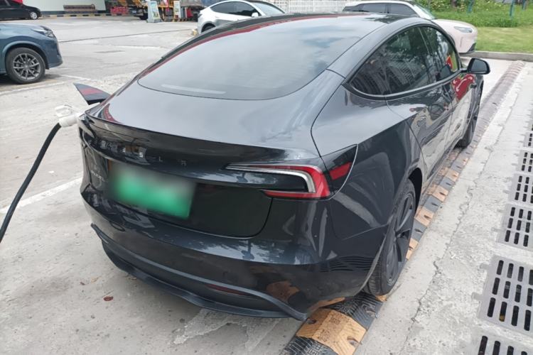 Used Tesla Model 3 2025 Rear-Wheel-Drive Version Rear Right 45 Deg