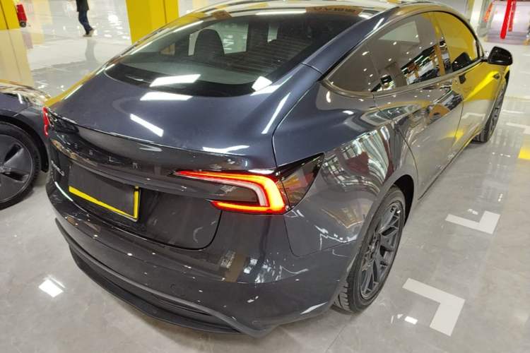 Used Tesla Model 3 2025 Rear-Wheel-Drive Version Rear Right 45 Deg