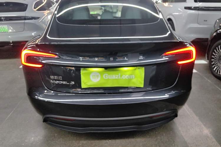 Used Tesla Model 3 2025 Rear-Wheel-Drive Version Rear