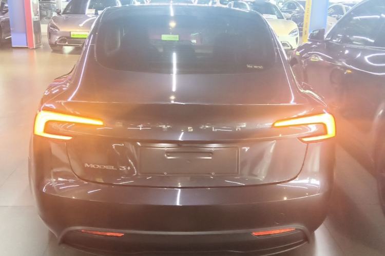 Used Tesla Model 3 2025 Rear-Wheel-Drive Version Rear