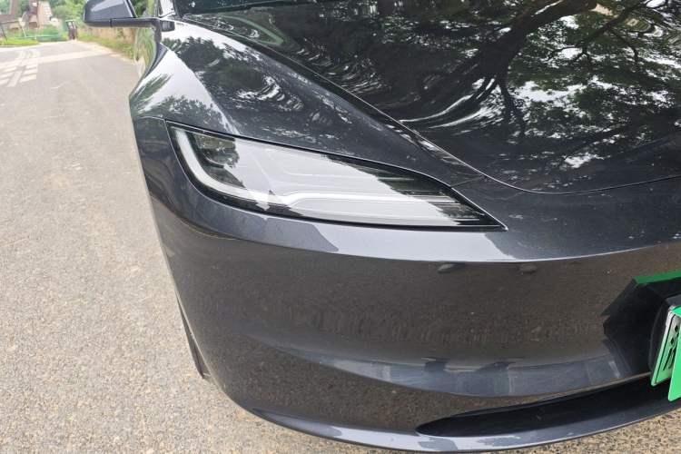 Used Tesla Model 3 2025 Rear-Wheel-Drive Version Right Front Headlight