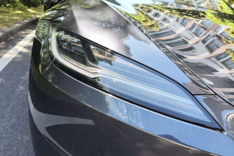 Used Tesla Model 3 2025 Rear-Wheel-Drive Version Right Front Headlight