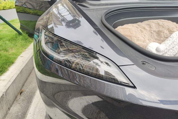 Used Tesla Model 3 2025 Rear-Wheel-Drive Version Right Front Headlight