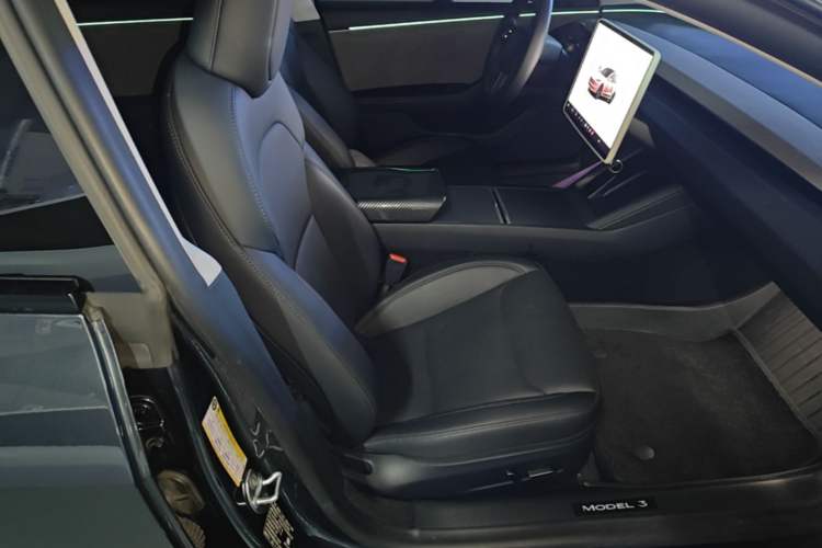 Used Tesla Model 3 2025 Rear-Wheel-Drive Version Right Front Seat