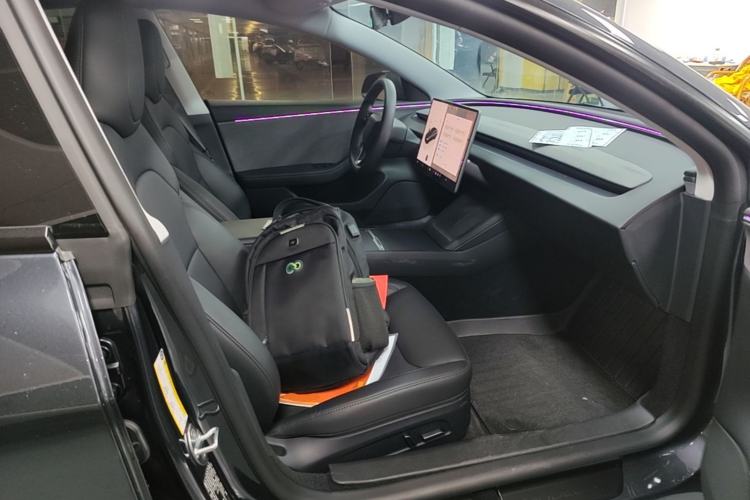 Used Tesla Model 3 2025 Rear-Wheel-Drive Version Right Front Seat