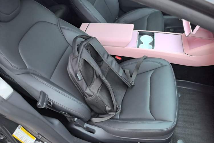 Used Tesla Model 3 2025 Rear-Wheel-Drive Version Right Front Seat