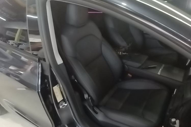 Used Tesla Model 3 2025 Rear-Wheel-Drive Version Right Front Seat