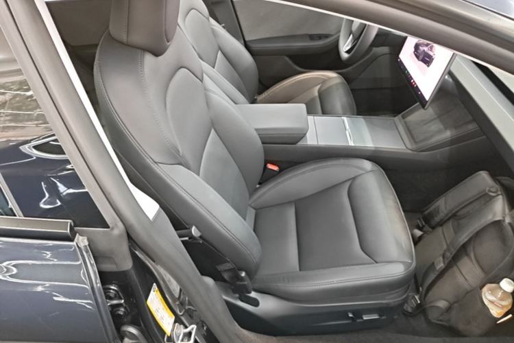 Used Tesla Model 3 2025 Rear-Wheel-Drive Version Right Front Seat