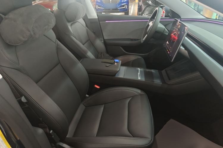 Used Tesla Model 3 2025 Rear-Wheel-Drive Version Right Front Seat