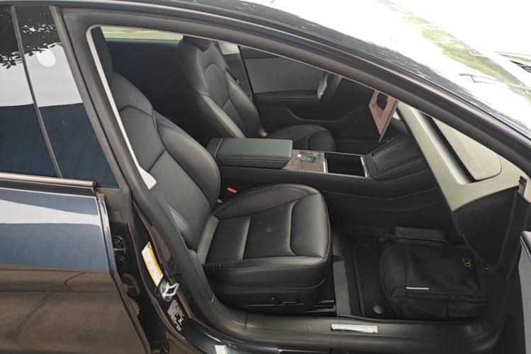 Used Tesla Model 3 2025 Rear-Wheel-Drive Version Right Front Seat
