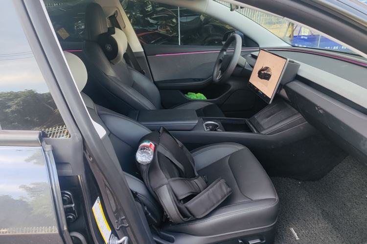 Used Tesla Model 3 2025 Rear-Wheel-Drive Version Right Front Seat