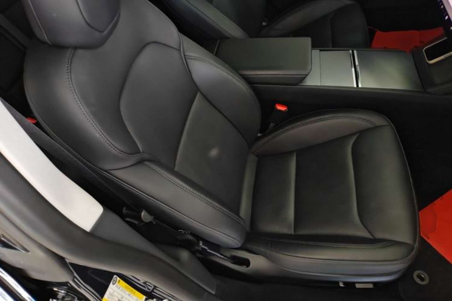 Used Tesla Model 3 2025 Rear-Wheel-Drive Version Right Front Seat