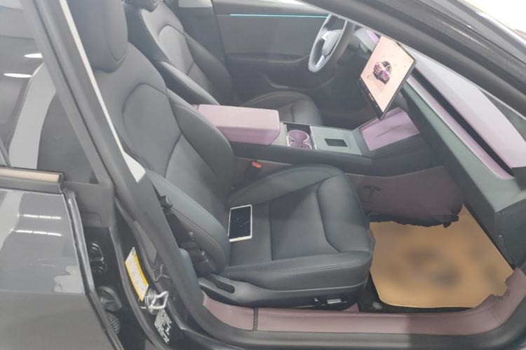 Used Tesla Model 3 2025 Rear-Wheel-Drive Version Right Front Seat