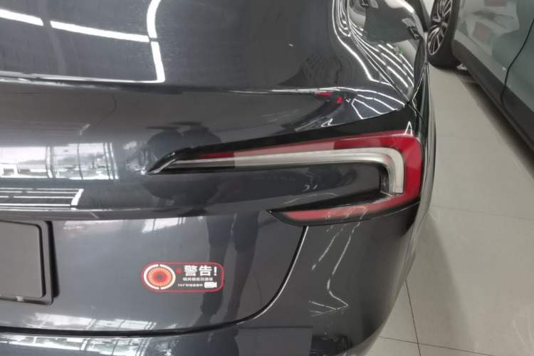 Used Tesla Model 3 2025 Rear-Wheel-Drive Version Right Rear Taillight