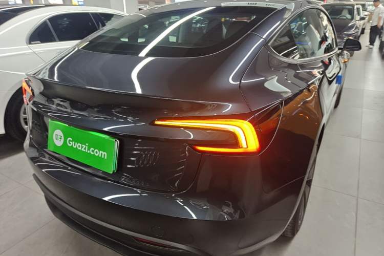 Used Tesla Model 3 2025 Model Revised Rear-Wheel-Drive Version Right Rear Taillight