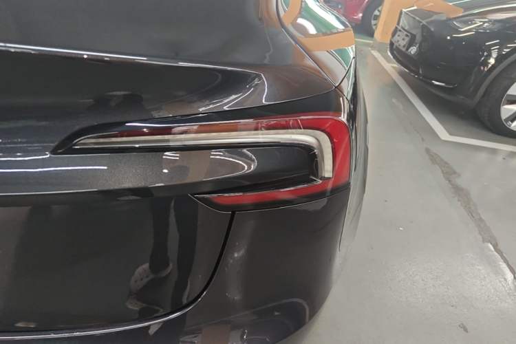 Used Tesla Model 3 2025 Rear-Wheel-Drive Version Right Rear Taillight