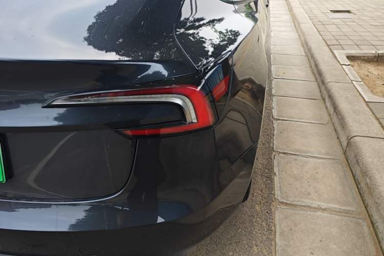 Used Tesla Model 3 2025 Rear-Wheel-Drive Version Right Rear Taillight