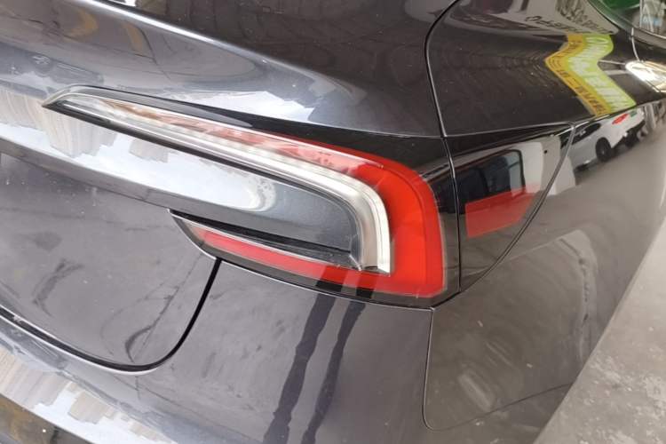 Used Tesla Model 3 2025 Rear-Wheel-Drive Version Right Rear Taillight