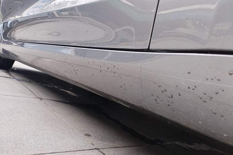 Used Tesla Model 3 2025 Model Long-Range Rear-Wheel-Drive Version Right Side Sill