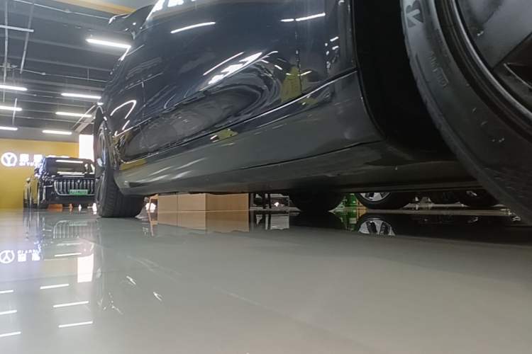 Used Tesla Model 3 2025 Rear-Wheel-Drive Version Right Side Sill