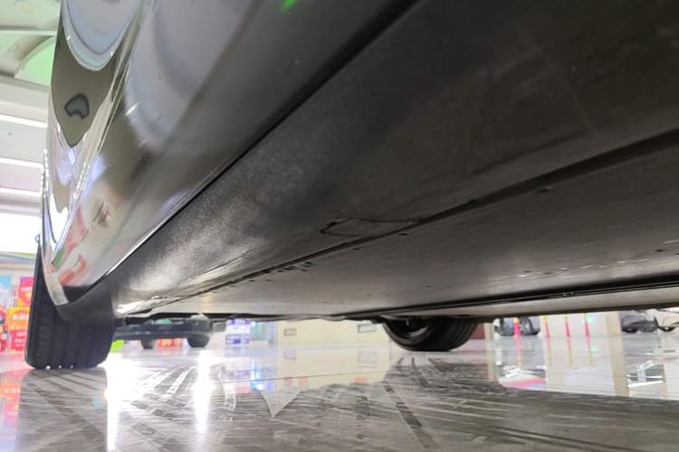 Used Tesla Model 3 2025 Rear-Wheel-Drive Version Right Side Sill