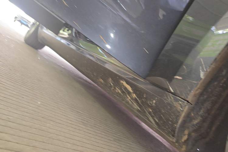 Used Tesla Model 3 2025 Rear-Wheel-Drive Version Right Side Sill