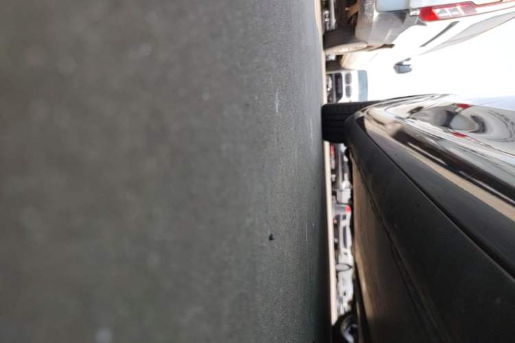 Used Tesla Model 3 2025 Rear-Wheel-Drive Version Right Side Sill