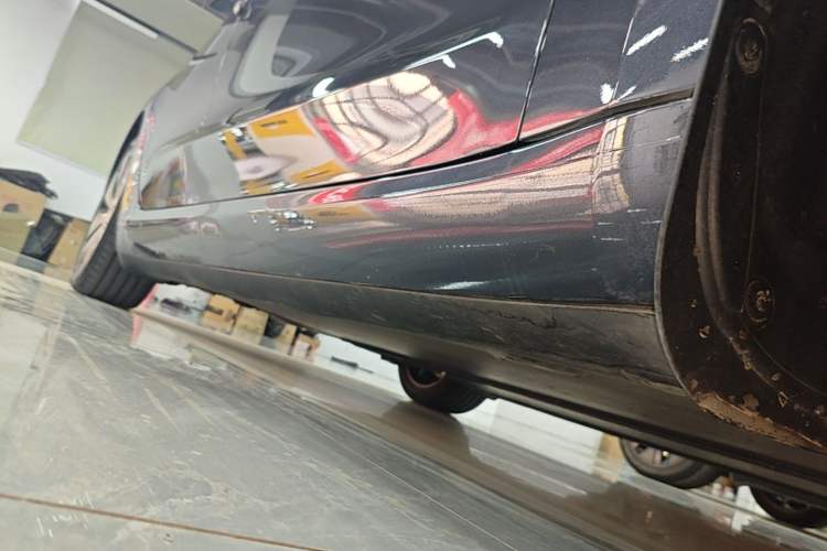 Used Tesla Model 3 2025 Rear-Wheel-Drive Version Right Side Sill