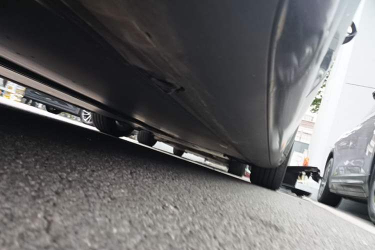 Used Tesla Model 3 2025 Rear-Wheel-Drive Version Right Side Sill