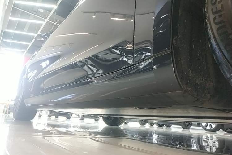 Used Tesla Model 3 2025 Rear-Wheel-Drive Version Right Side Sill