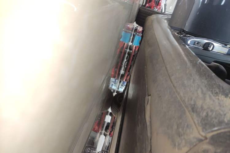Used Tesla Model 3 2025 Rear-Wheel-Drive Version Right Side Sill