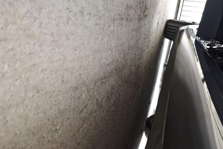 Used Tesla Model 3 2025 Rear-Wheel-Drive Version Right Side Sill