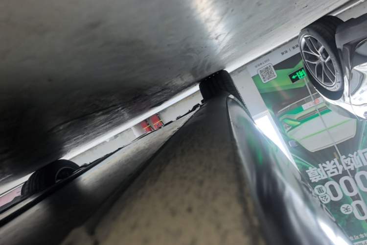 Used Tesla Model 3 2025 Rear-Wheel-Drive Version Right Side Sill