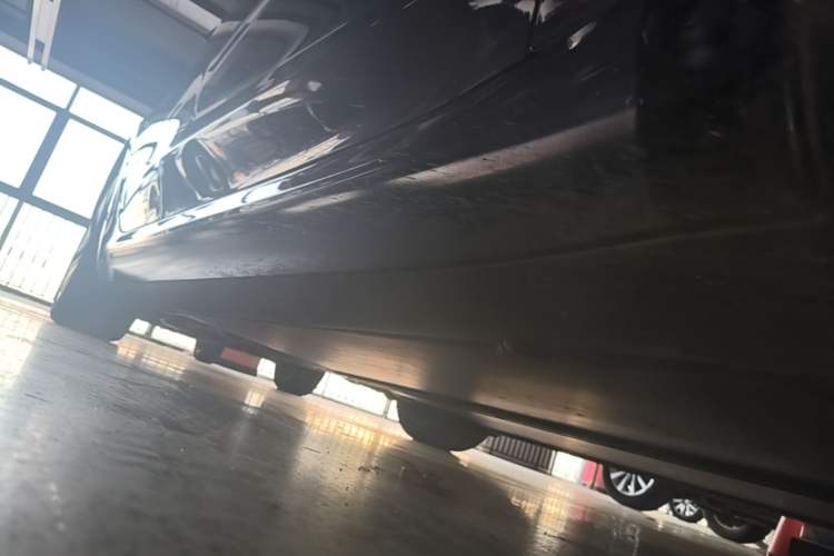 Used Tesla Model 3 2025 Rear-Wheel-Drive Version Right Side Sill