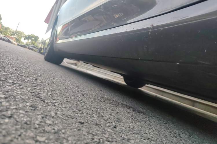 Used Tesla Model 3 2025 Rear-Wheel-Drive Version Right Side Sill