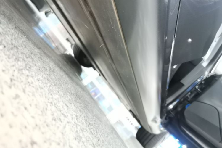 Used Tesla Model 3 2025 Rear-Wheel-Drive Version Right Side Sill