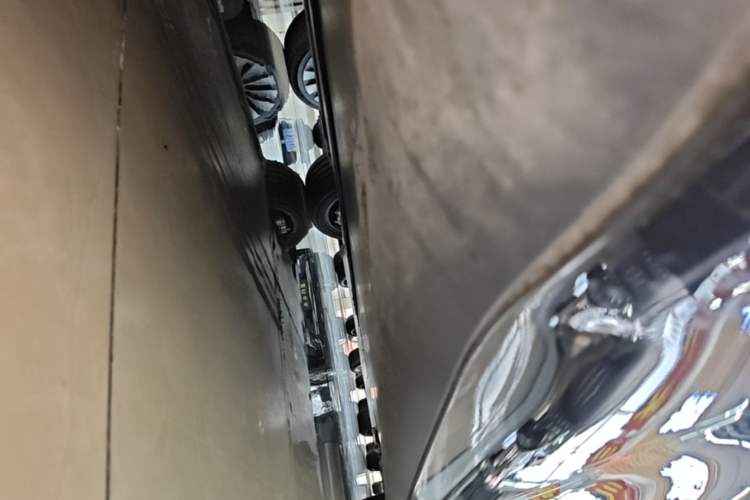 Used Tesla Model 3 2025 Rear-Wheel-Drive Version Right Side Sill