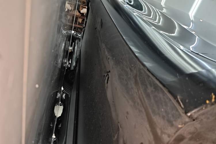 Used Tesla Model 3 2025 Rear-Wheel-Drive Version Right Side Sill