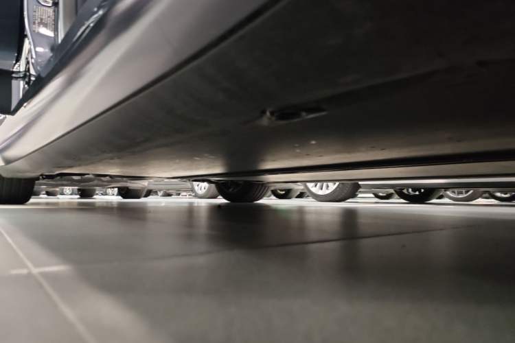 Used Tesla Model 3 2025 Rear-Wheel-Drive Version Right Side Sill