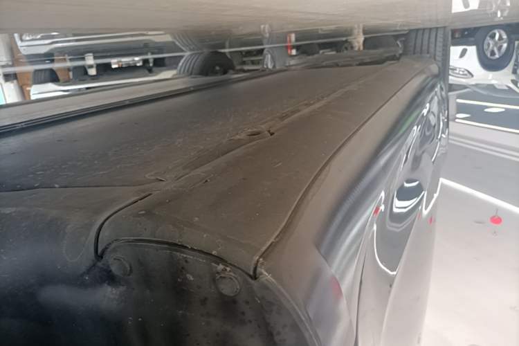 Used Tesla Model 3 2025 Model Revised Rear-Wheel-Drive Version Right Side Sill