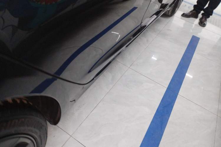 Used Tesla Model 3 2025 Rear-Wheel-Drive Version Right Side Sill