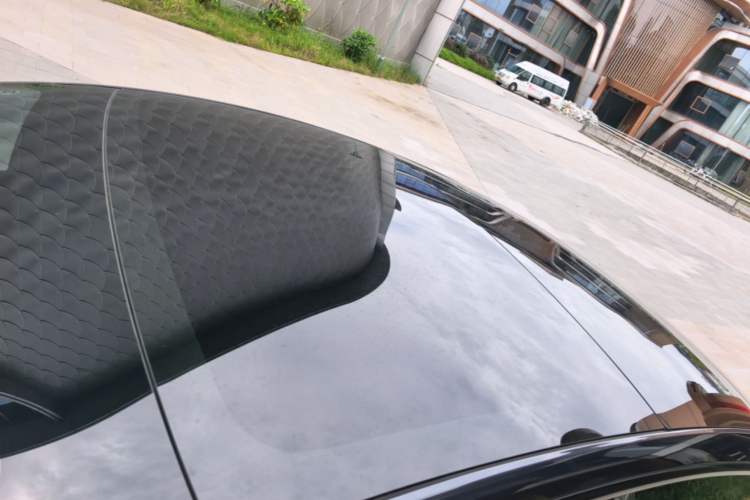 Used Tesla Model 3 2025 Rear-Wheel-Drive Version Roof