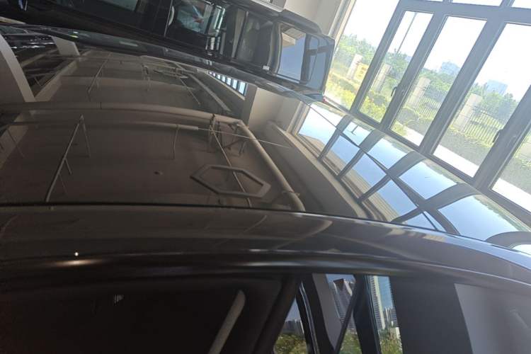 Used Tesla Model 3 2025 Rear-Wheel-Drive Version Roof