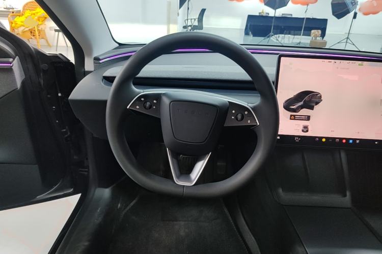 Used Tesla Model 3 2025 Rear-Wheel-Drive Version Steering Wheel
