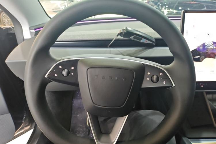Used Tesla Model 3 2025 Rear-Wheel-Drive Version Steering Wheel